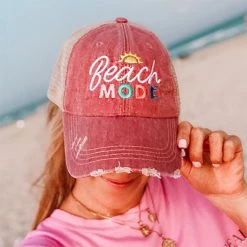Katydid Beach Mode Women's Trucker Hats
