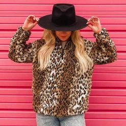 Katydid Brown Leopard Sherpa PULLOVER With Pockets Fall & Winter